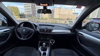 BMW X1 2011