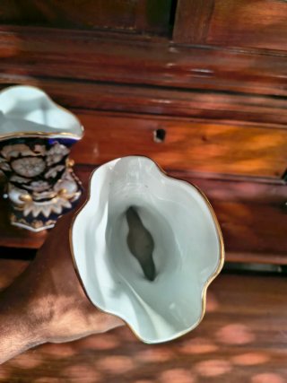 Pareja de Jarrón Violetero de Porcelana Azul y Oro