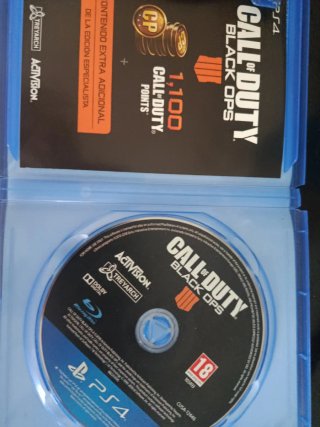 2 Juegos PS4: Call of Duty Black Ops 4