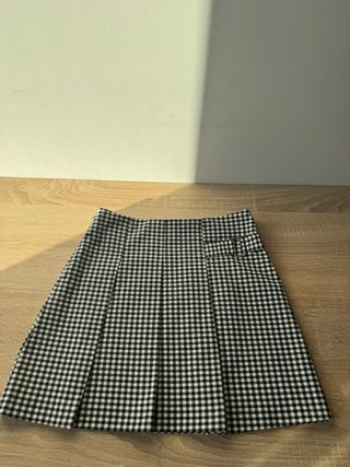 Falda Corta de Cuadros Blanco y Negro