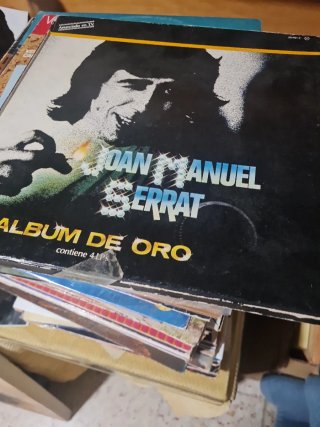 Colección de Vinilos. Puede haber mas de 100 aprox
