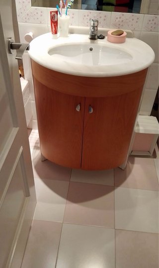 Mueble de baño madera y mármol