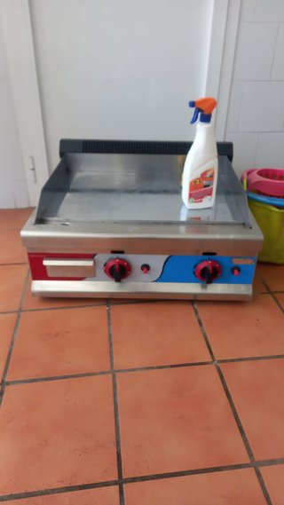 Lote equipamiento hosteleria/Polleria