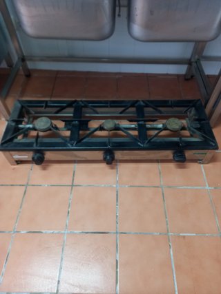 Lote equipamiento hosteleria/Polleria