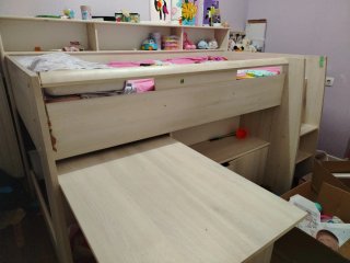Cama de 90cm con Escritorio Integrado