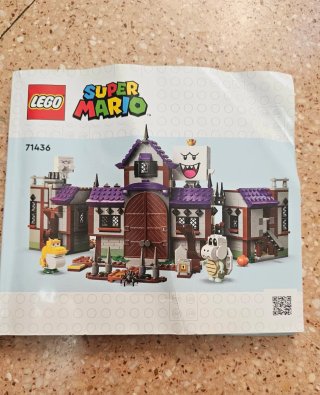 LEGO Super Mario Rey Boo y el jardín encantado