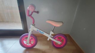 Bicicleta sin pedales Chicco Pink Comet