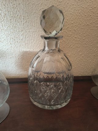 Set de Licorera Antigua con 5 Copas