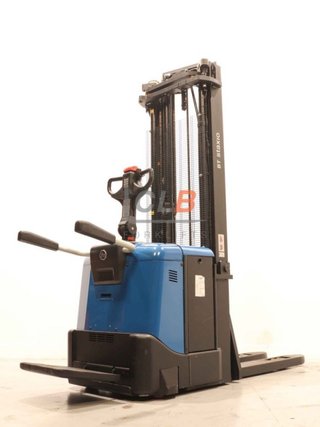 Ref. M-5782 Apilador Eléctrico con Plataforma BT SPE 160