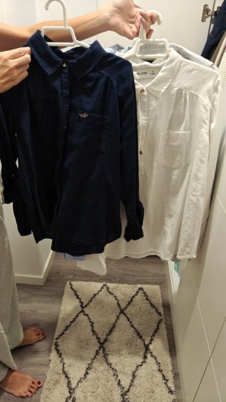3 Camisas Hollister Gris Talla M 1 camisa mango