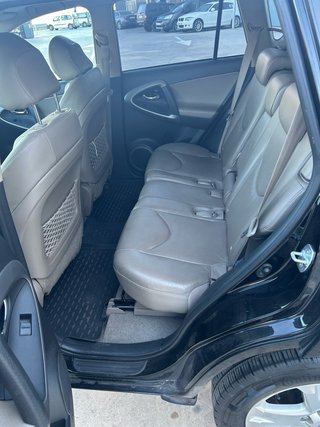 Toyota RAV4 2010