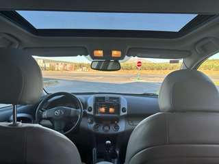 Toyota RAV4 2010