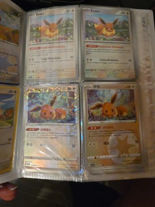 Álbum Pokémon Scarlet & Violet con Cartas Eevee