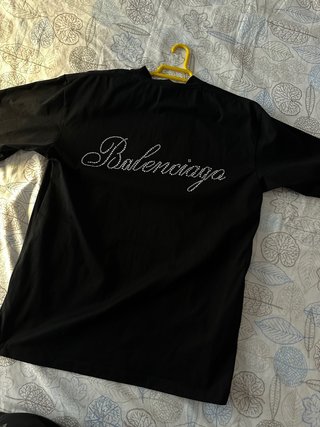 Camiseta Balenciaga Negra con Diamantes