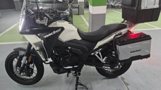 Macbor Montana XR1 125 (2023) - 6.590 km + 3 Malet