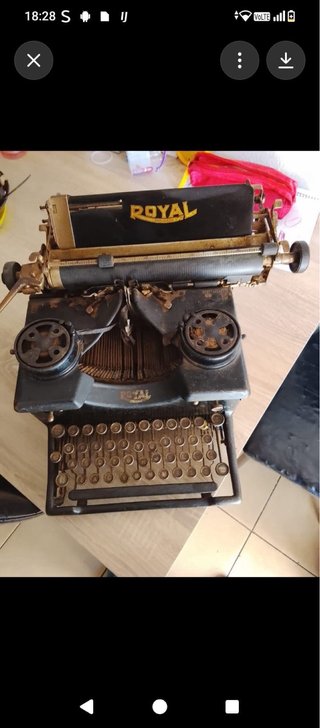 Máquina de escribir Royal antigua