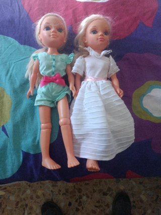 Lote de 4 Muñecas Nancy y Accesorios
