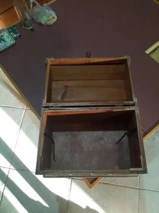 Baúl antiguo de madera