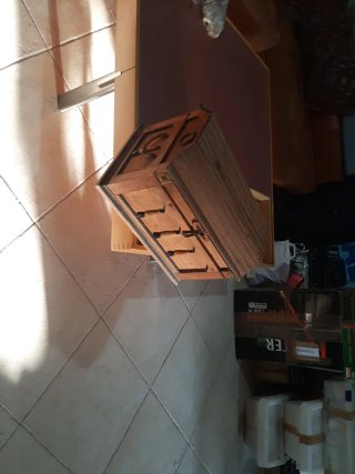 Baúl antiguo de madera