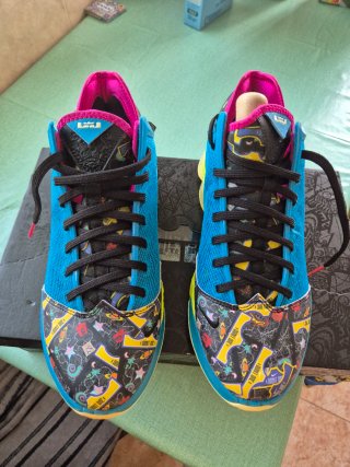 Zapatillas Nike LeBron XIX Low Multicor