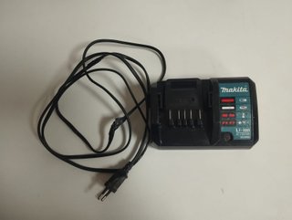 Atornillador Impacto Makita TD127D 18V 3 Baterías