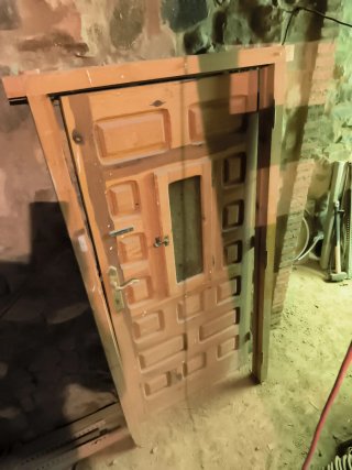 Puerta de Entrada de Madera