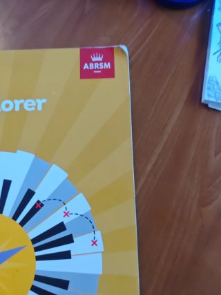 Libro de Piano Scale Explorer Grade 1