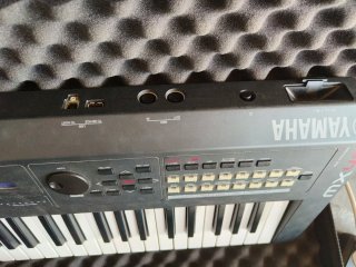 Teclado Yamaha MX49