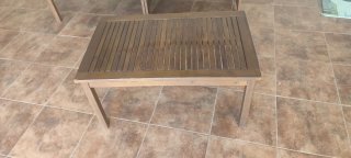 Conjunto de Jardín Acacia en L con mesa incluida.