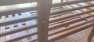 Conjunto de Jardín Acacia en L con mesa incluida.