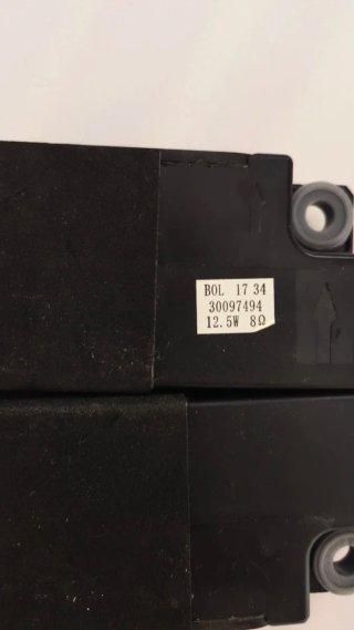 Soportes y altavoces Panasonic TX-43DS352E