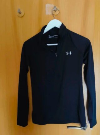 Sudadera Técnica Under Armour de mujer negra