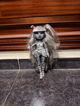 Muñeca Rainbow High
