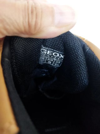 Botas Geox Marrones y Negras