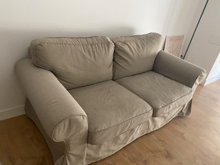 Sofá de 2 plazas beige