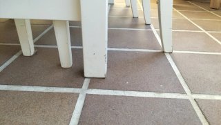 Mesa extensible y 6 sillas Ikea con dos fundas