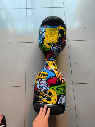 Patinete eléctrico con diseño