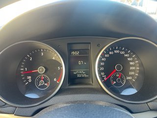 Volkswagen Golf VI