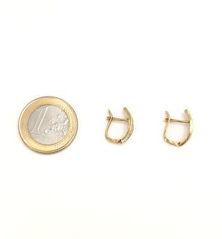 Pendiente de oro de 18k circonitas, 1.92 g.