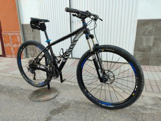 Bicicleta de Montaña Canyon Negra