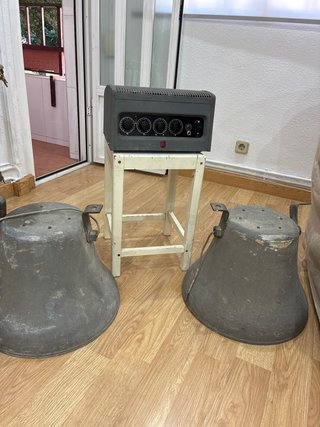 Amplificador Philips con 2 altavoces