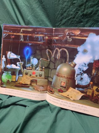 Libro de adivinanzas visuales