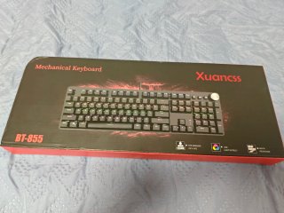Teclado mecánico Xuanccs BT-855 RGB NUEVO