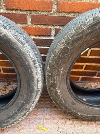 Neumáticos Continental 215/65 R15 C