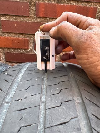 Neumáticos Continental 215/65 R15 C