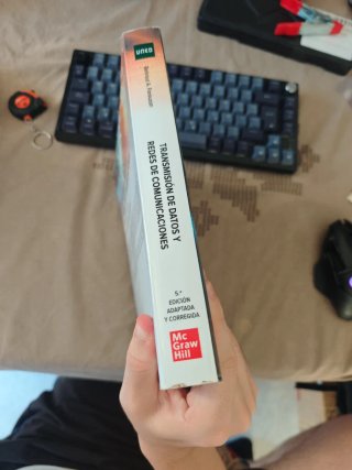 Transmisión de datos y redes de comunicaciones