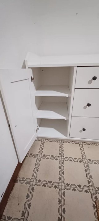Aparador HAUGA Ikea Blanco