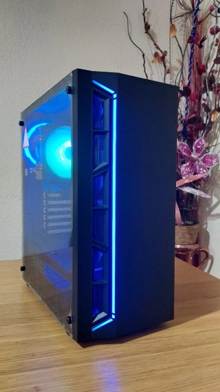 Workstation 12 Nucleos 32GB RAM NVMe+SSD HDMI
