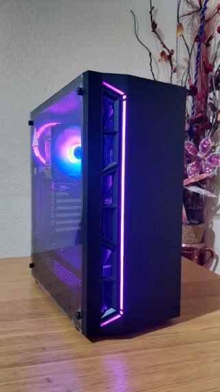 Workstation 12 Nucleos 32GB RAM NVMe+SSD HDMI