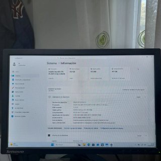 Workstation 12 Nucleos 32GB RAM NVMe+SSD HDMI